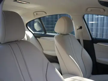 BMW 520d XDrive LASER HEADUP ACC DDC ABL STANDHZG