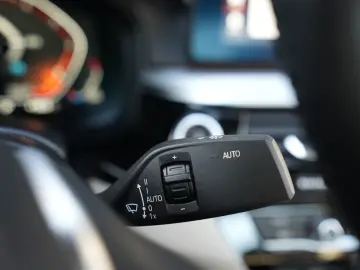 BMW 520d XDrive LASER HEADUP ACC DDC ABL STANDHZG