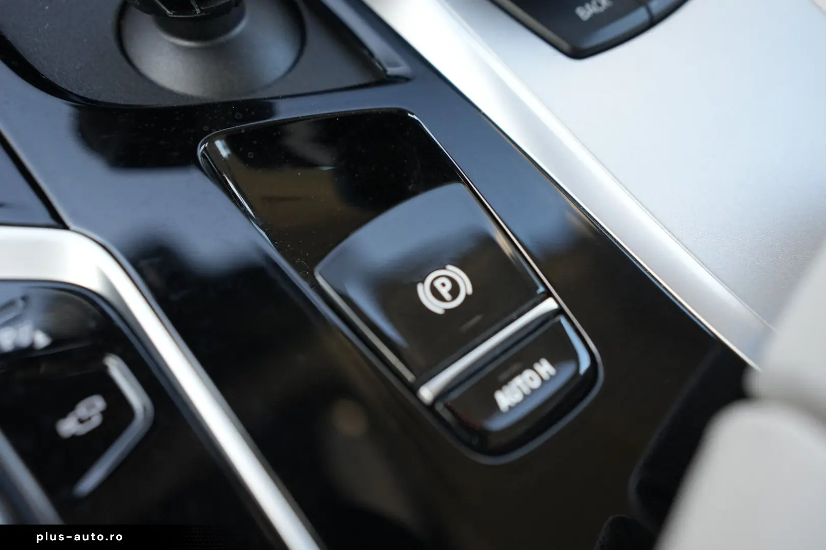 BMW 520d XDrive LASER HEADUP ACC DDC ABL STANDHZG