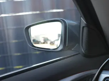 BMW 520d XDrive LASER HEADUP ACC DDC ABL STANDHZG