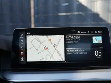 BMW 520d XDrive LASER HEADUP ACC DDC ABL STANDHZG