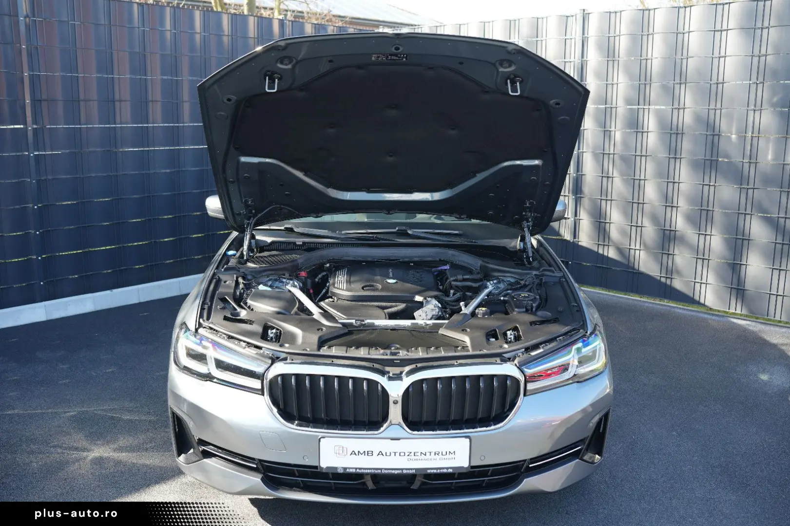 BMW 520d XDrive LASER HEADUP ACC DDC ABL STANDHZG