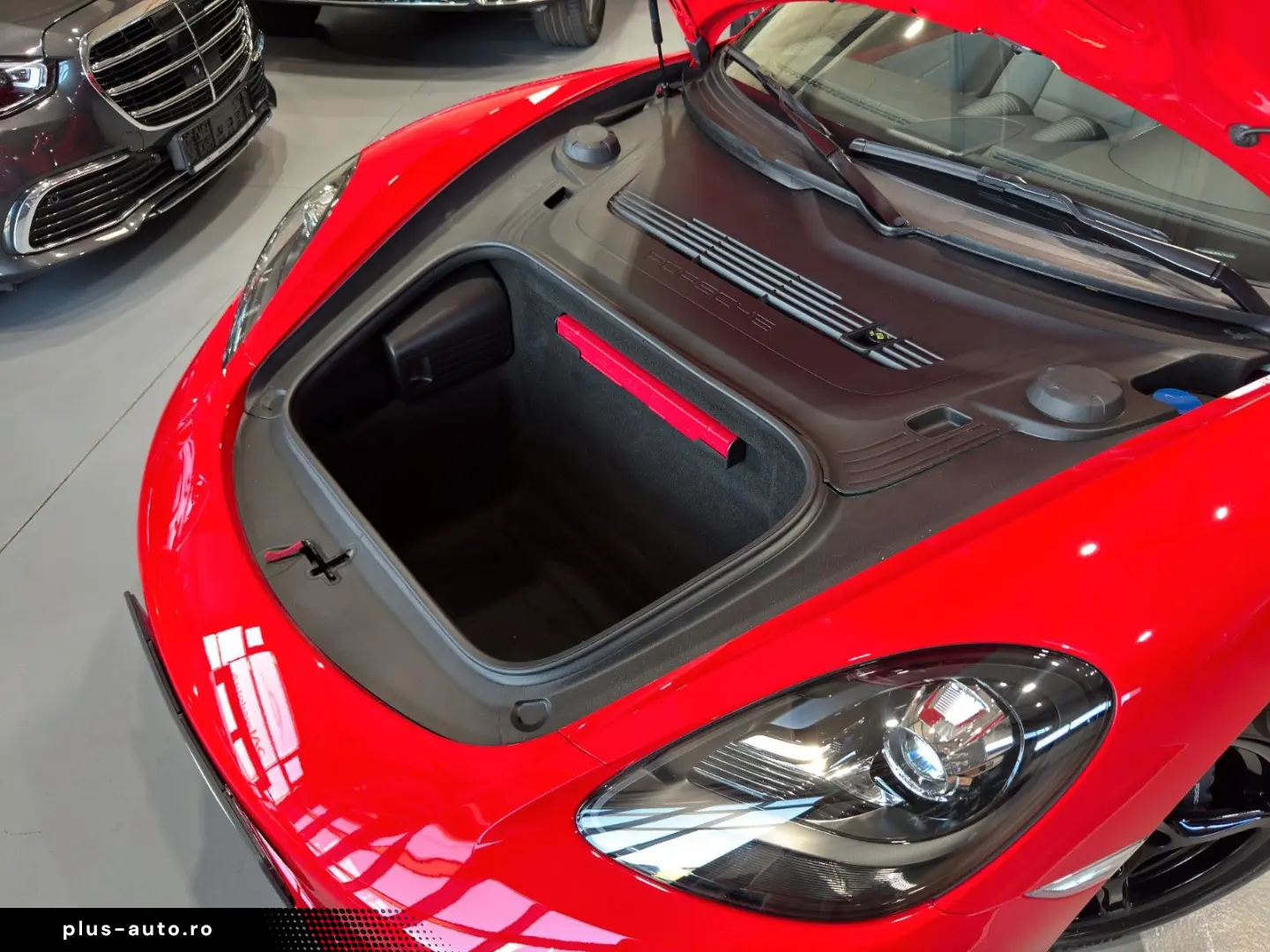 PORSCHE Cayman 718 NAVI BI-XENON LED LEDER RÜCKFAHRKAM