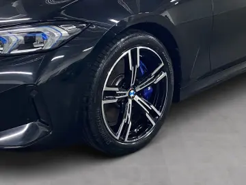 BMW M340i xDrive Harman K LiveCockpitProf Kamera