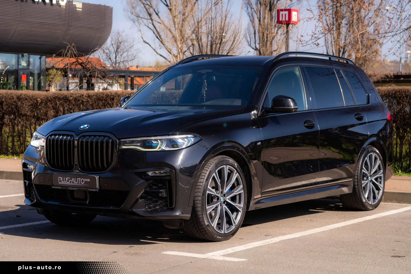 BMW X7 xDrive40d_M-Paket_AHK_Laser_Head-Up_ACC_H&K