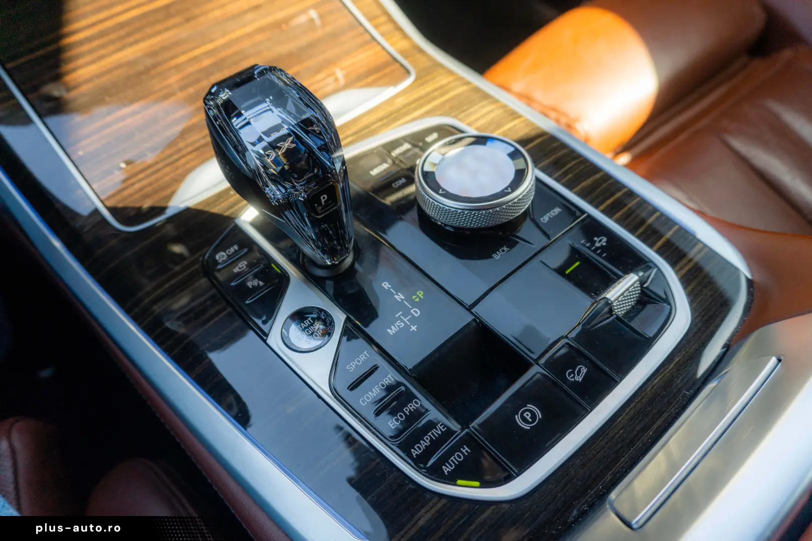 BMW X7 xDrive40d_M-Paket_AHK_Laser_Head-Up_ACC_H&K