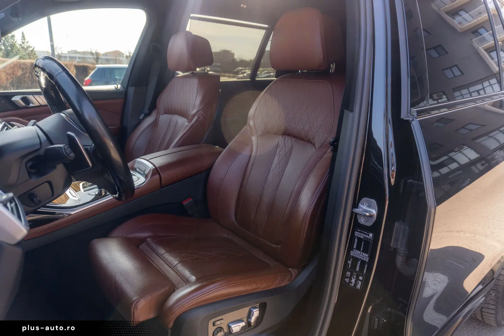 BMW X7 xDrive40d_M-Paket_AHK_Laser_Head-Up_ACC_H&K