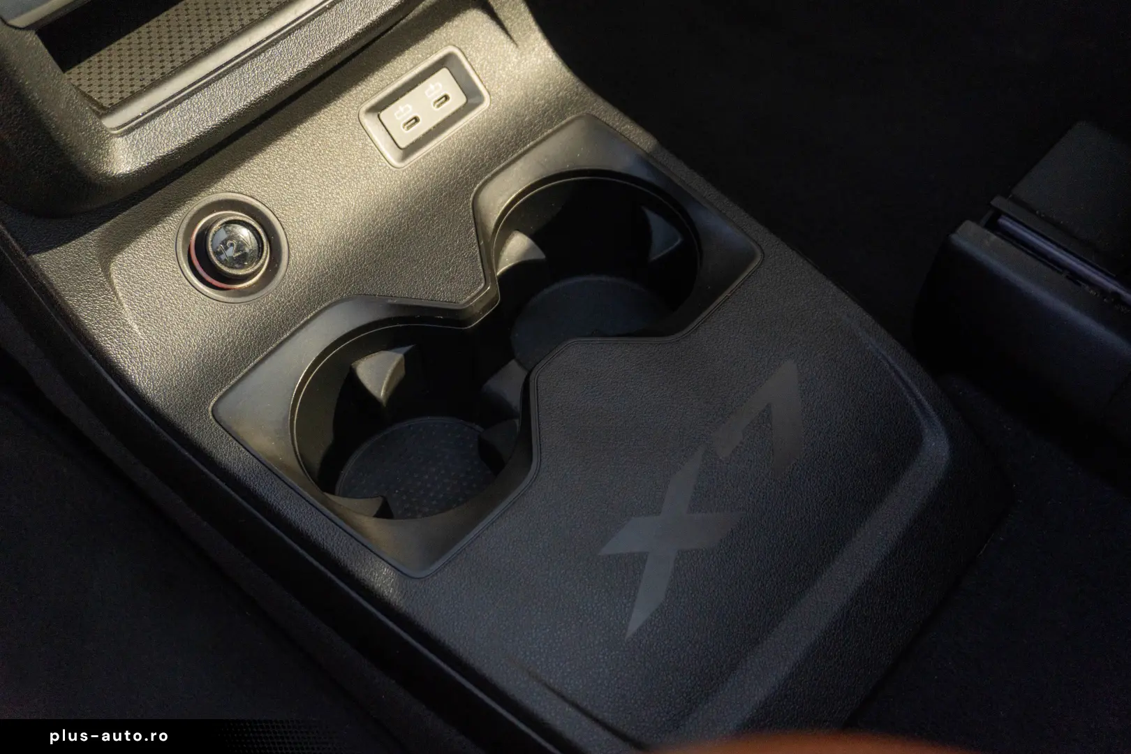 BMW X7 xDrive40d_M-Paket_AHK_Laser_Head-Up_ACC_H&K