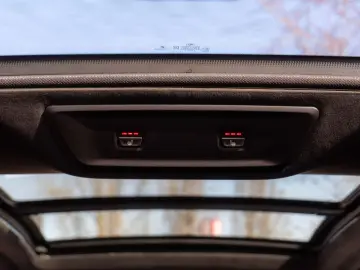 BMW X7 xDrive40d_M-Paket_AHK_Laser_Head-Up_ACC_H&K