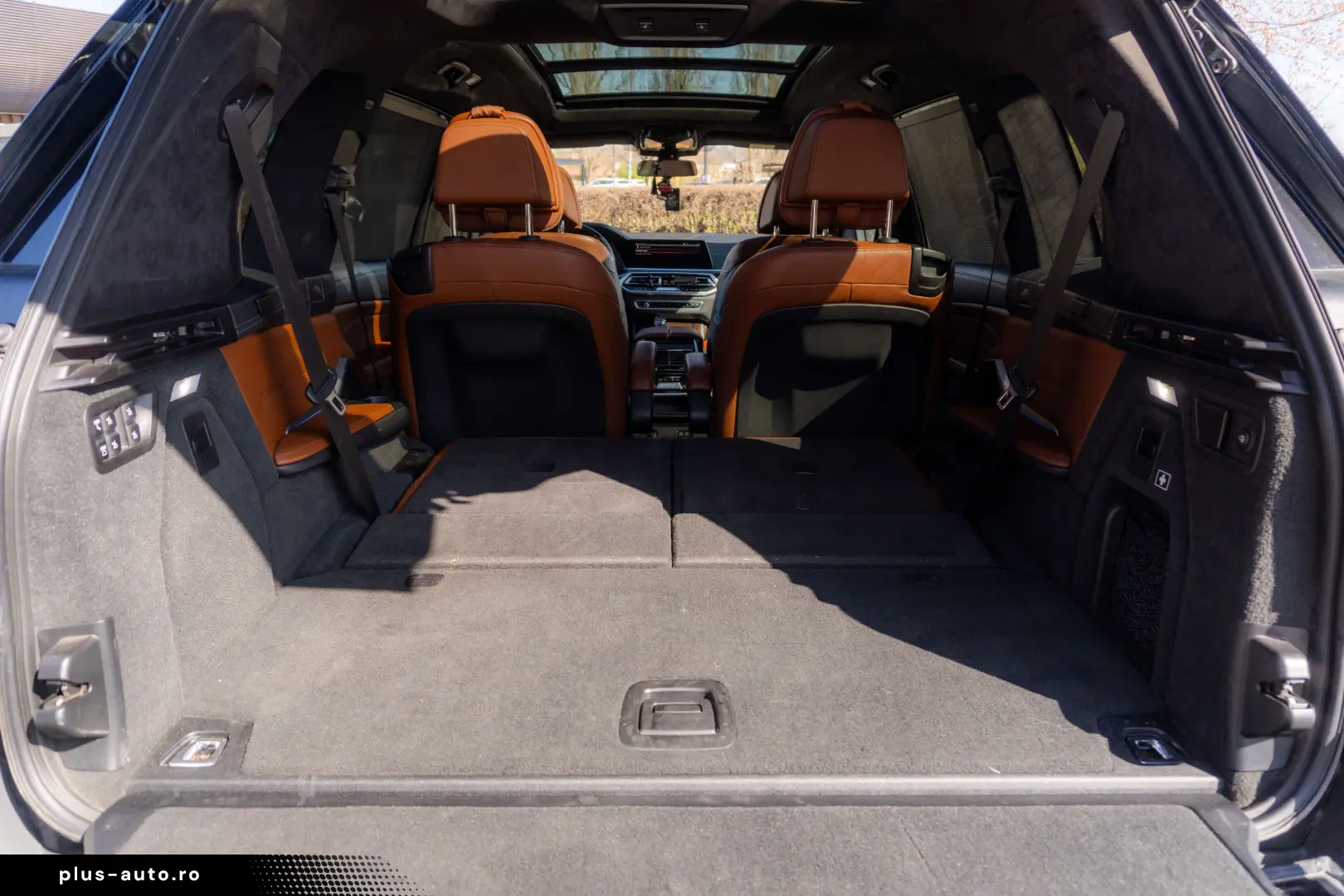 BMW X7 xDrive40d_M-Paket_AHK_Laser_Head-Up_ACC_H&K