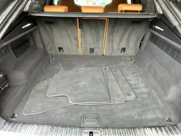 Audi RSQ8 4.0 TFSI QUT MATRIX PANO CARBON HUD 360