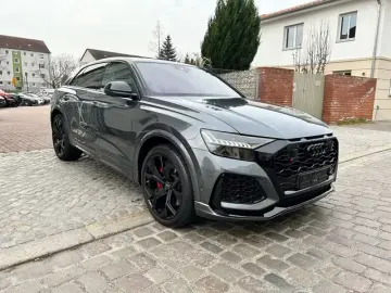 Audi RSQ8 4.0 TFSI QUT MATRIX PANO CARBON HUD 360