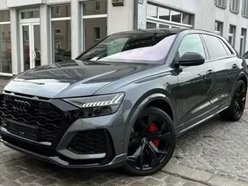 Audi RSQ8 4.0 TFSI QUT MATRIX PANO CARBON HUD 360