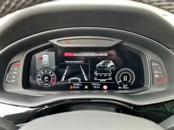 Audi RSQ8 4.0 TFSI QUT MATRIX PANO CARBON HUD 360