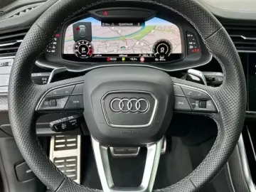 Audi RSQ8 4.0 TFSI QUT MATRIX PANO CARBON HUD 360