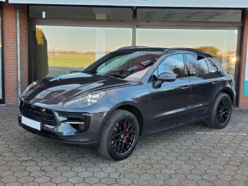 PORSCHE Macan GTS