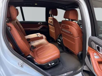 BMW X7 xDrive 40d M Sport Pro  Pano  Softclose  360