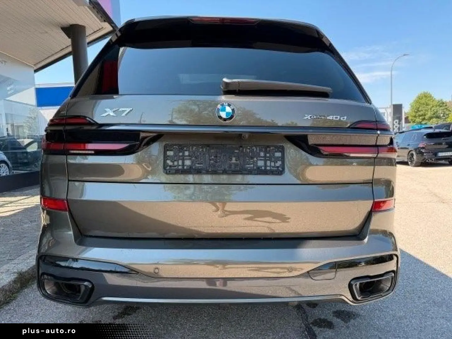 BMW X7 xDrive40d M-Pro Green-Brown 23  Full-Full