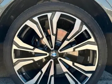 BMW X7 xDrive40d M-Pro Green-Brown 23  Full-Full