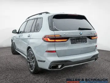 BMW X7 xDrive 40d M-Sport HUD STANDHZ LED PANO 360