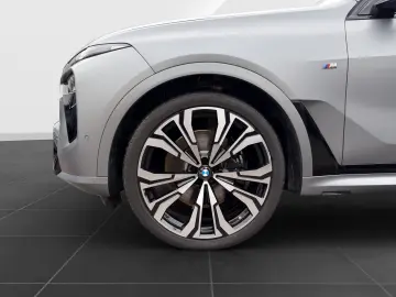 BMW X7 xDrive40d   M Sport Pro  Frozengrey  UPE 149.