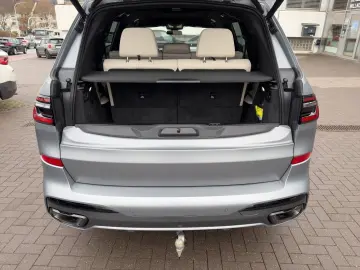 BMW X7 xDrive40d   M Sport Pro  Frozengrey  UPE 149.