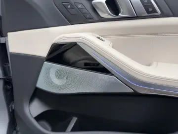 BMW X7 xDrive40d   M Sport Pro  Frozengrey  UPE 149.