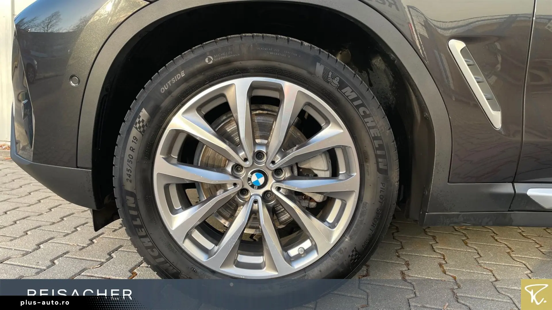 BMW X4 xDrive 20d  StdHzg AHK RFK adLED