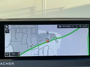 BMW X4 xDrive 20d  StdHzg AHK RFK adLED