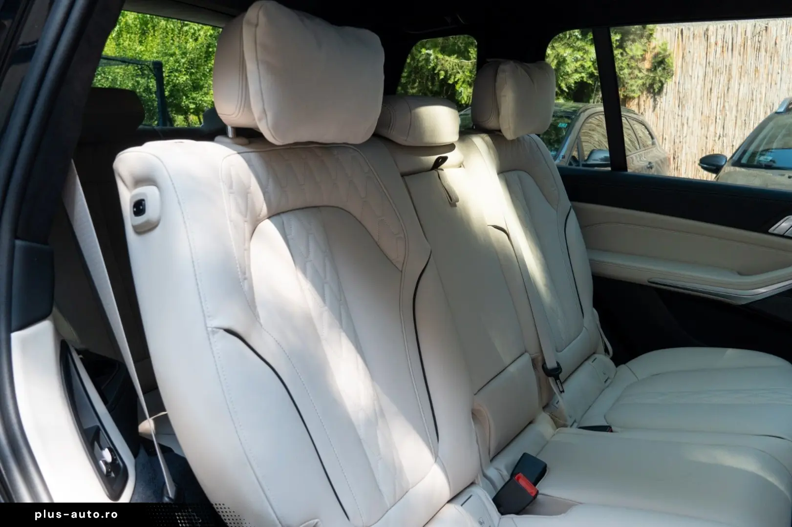 BMW X7 M60i EX.DRIVE.MASSAGE.SKY.SOFTCL.360 .AHK