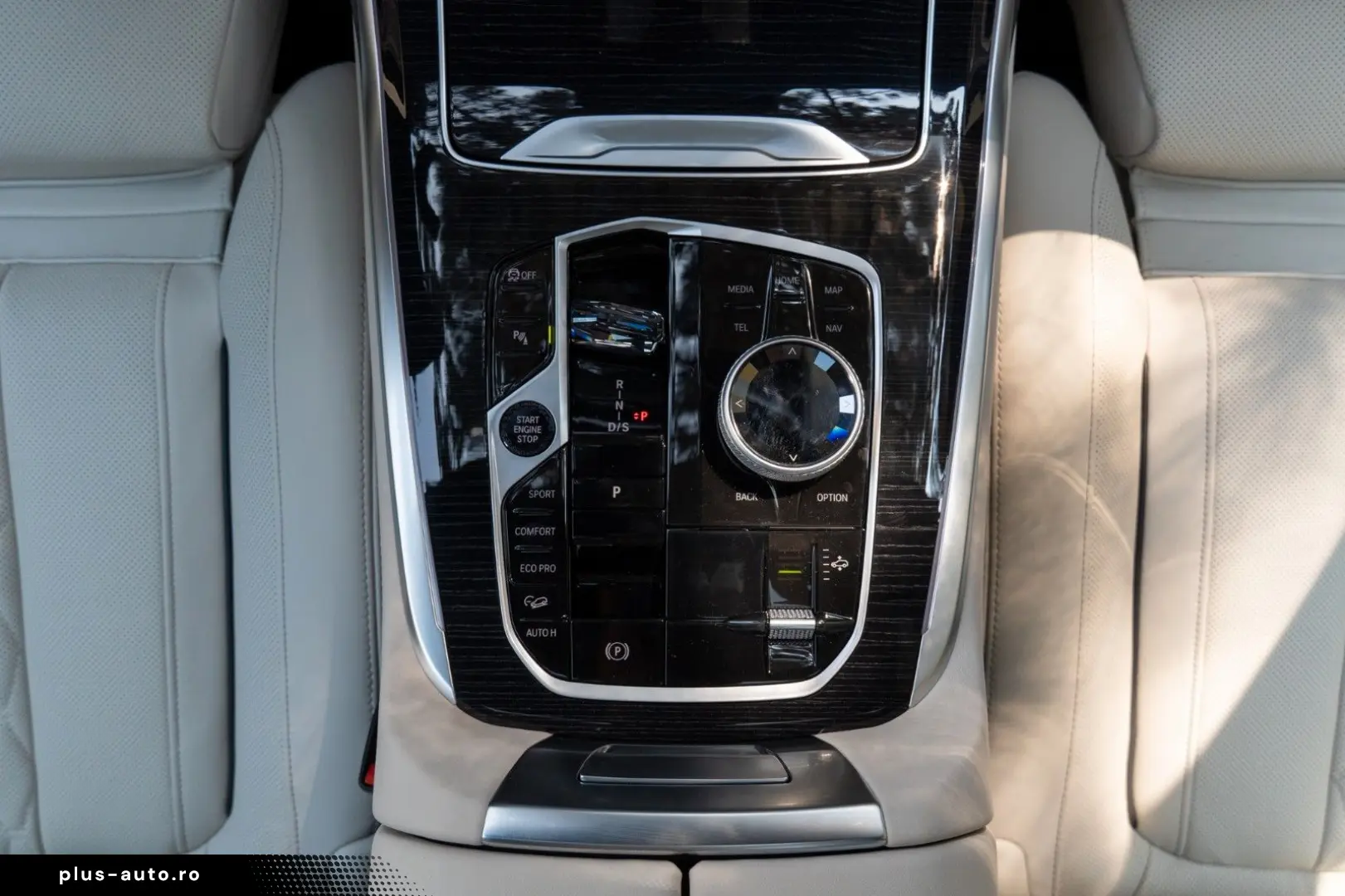 BMW X7 M60i EX.DRIVE.MASSAGE.SKY.SOFTCL.360 .AHK