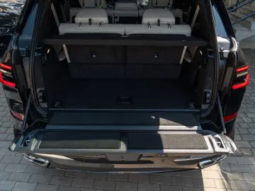 BMW X7 M60i EX.DRIVE.MASSAGE.SKY.SOFTCL.360 .AHK