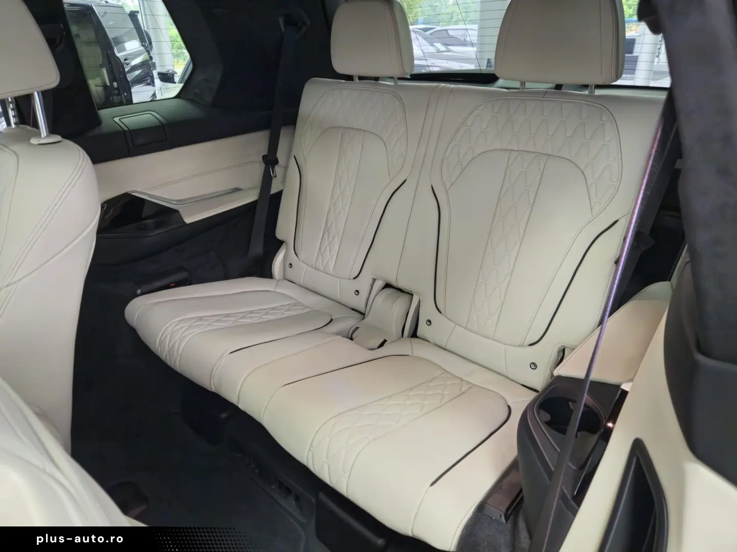 BMW X7 M60 i PANO-SKY B&W HUD KRISTALL 6-SITZ 360