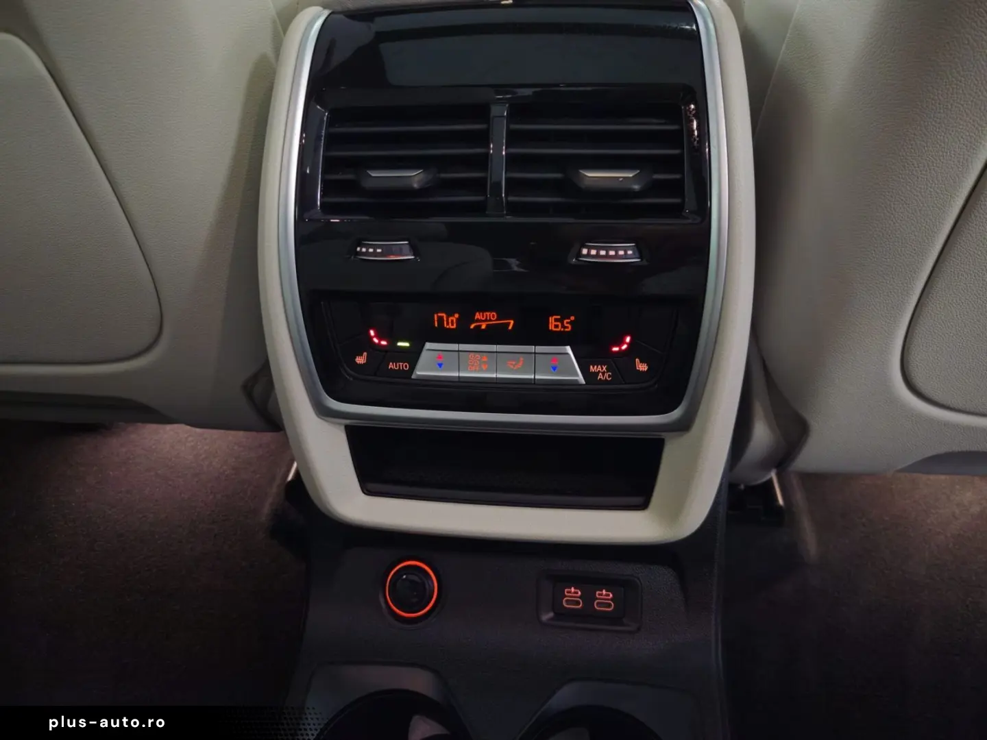 BMW X7 M60 i PANO-SKY B&W HUD KRISTALL 6-SITZ 360