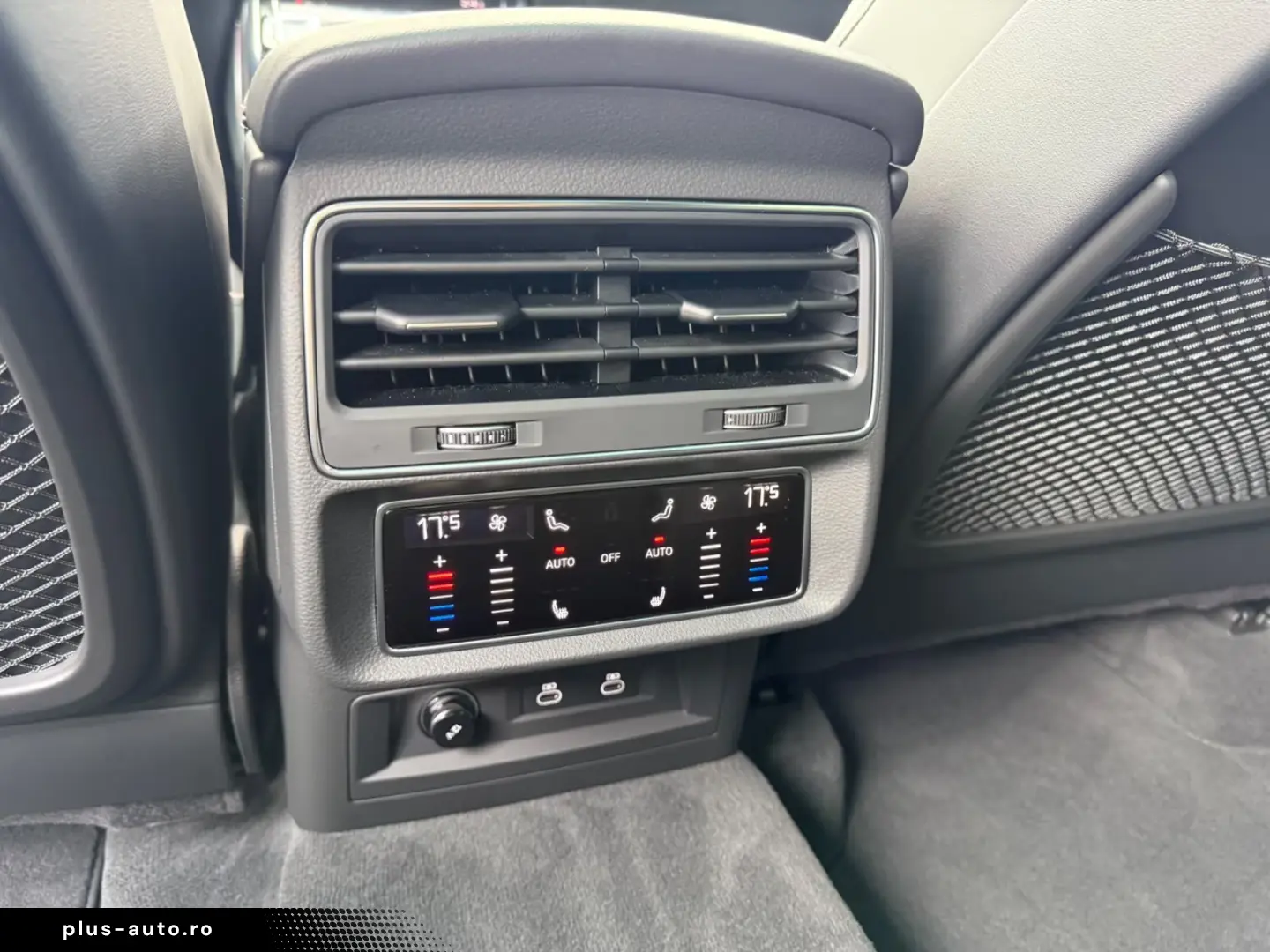 Audi RS Q8 TFSI quattro tiptronic  1. Hand  Pano  AHK