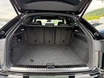 Audi RS Q8 TFSI quattro tiptronic  1. Hand  Pano  AHK