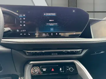 Audi Q5 TDI S-Tronic Edition One 21 S seats Panoramic