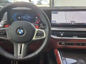 BMW X6 M Competition AHK Sky Sitzlüft B&W ACC UPE196