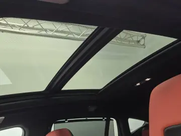 BMW X6 M Competition AHK Sky Sitzlüft B&W ACC UPE196