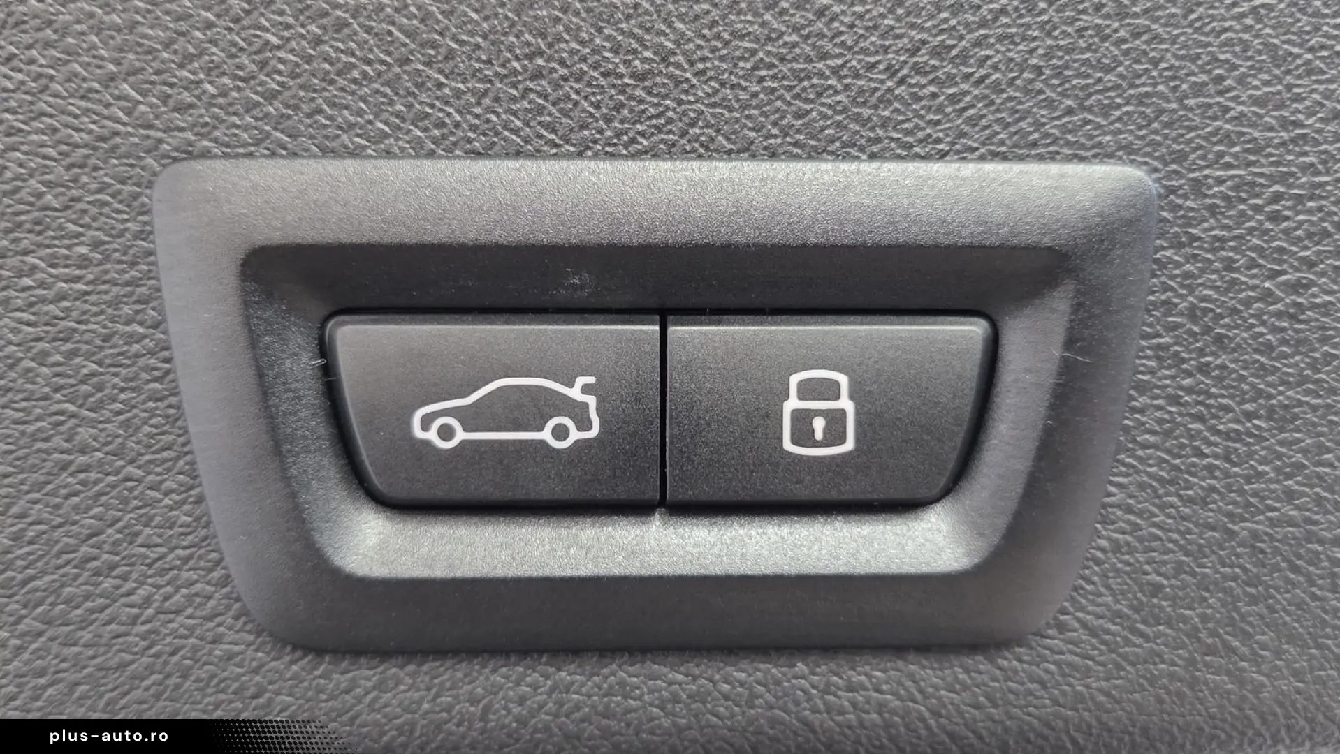 BMW X6 M Competition AHK Sky Sitzlüft B&W ACC UPE196