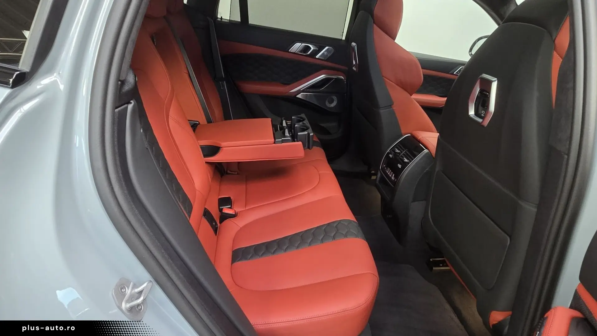 BMW X6 M Competition AHK Sky Sitzlüft B&W ACC UPE196