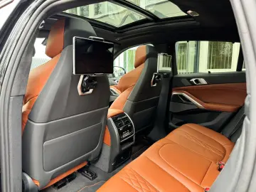 BMW X6 M60i xDrive  M Sitze Integral Pan NP 150.000€