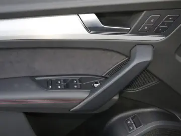 Audi Q5 Sportback 55 TFSI e quattro S line PANO
