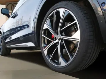 Audi Q5 Sportback 55 TFSI e quattro S line PANO