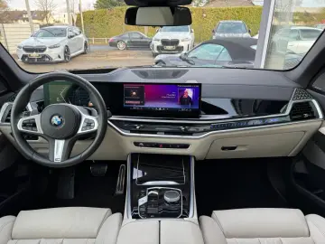 BMW X5 30d xDrive M-Sport LED PANO H&K 360 KAM AHK