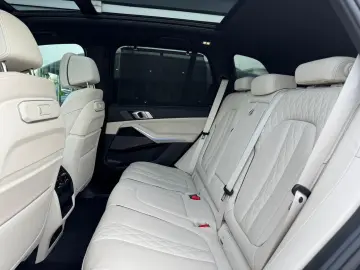 BMW X5 30d xDrive M-Sport LED PANO H&K 360 KAM AHK