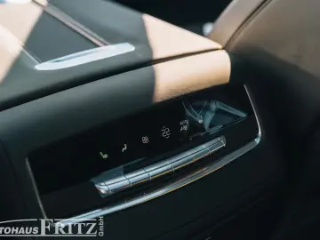 Cadillac Escalade ESV Sport Platinum - 6 2l V8 TV MY26