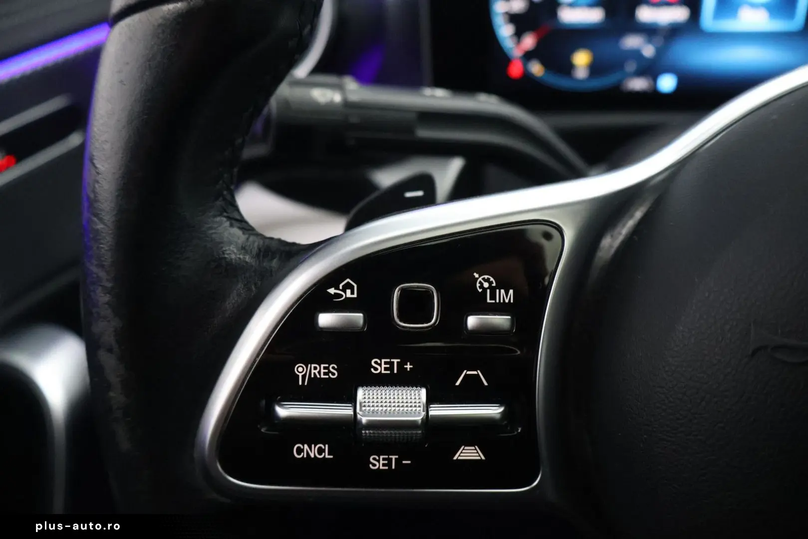 MERCEDES-BENZ CLA 180 Business Solution Luxury