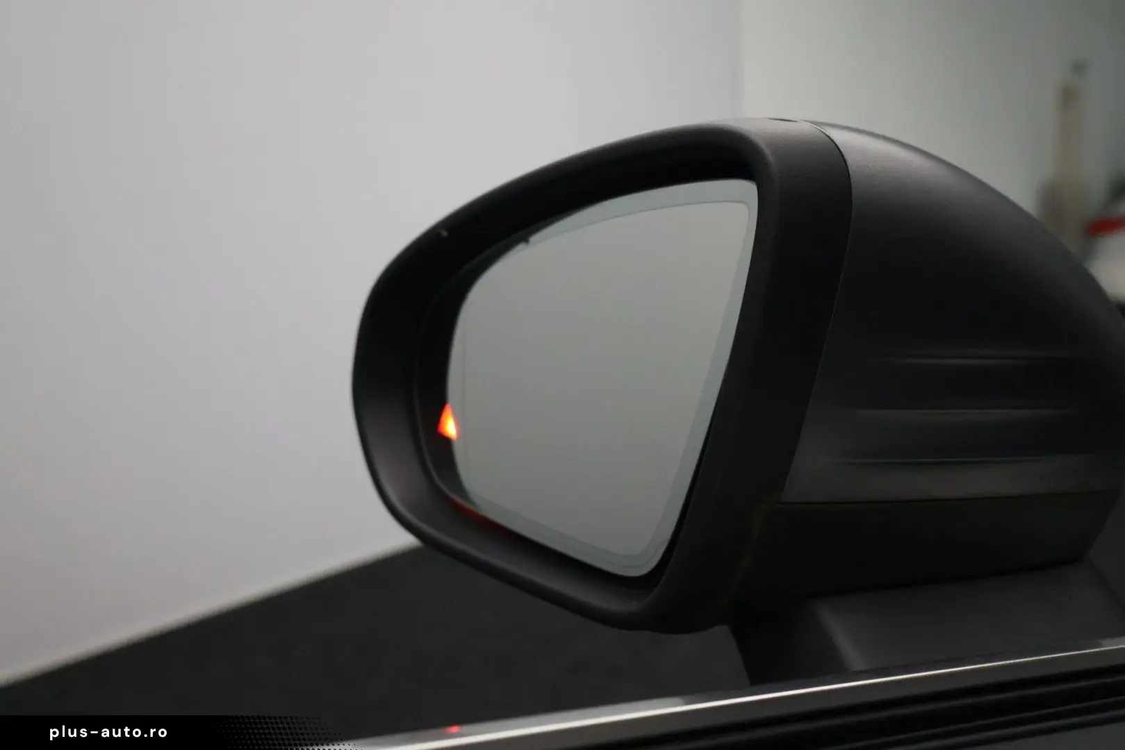 MERCEDES-BENZ CLA 180 Business Solution Luxury