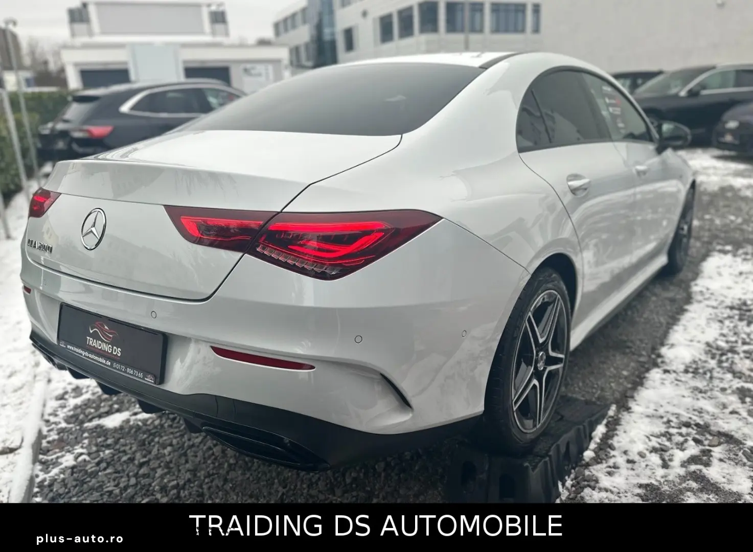 MERCEDES-BENZ CLA 200 AMG-Line - BLACK & WHITE